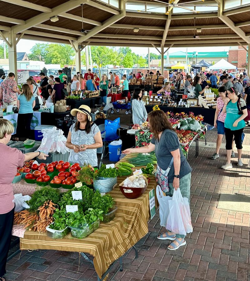 Rose District Farmers Market in Broken Arrow